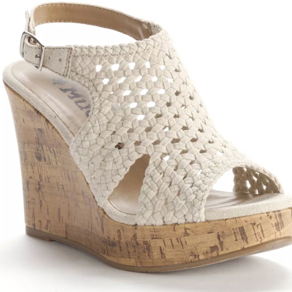 Mudd || new crochet wedge sandals - Picture 1 of 7